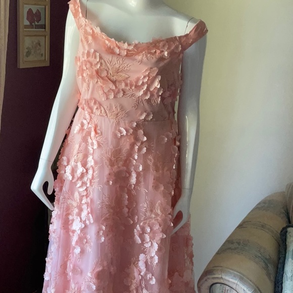 New with tag Boohoo dress - Picture 2 of 13